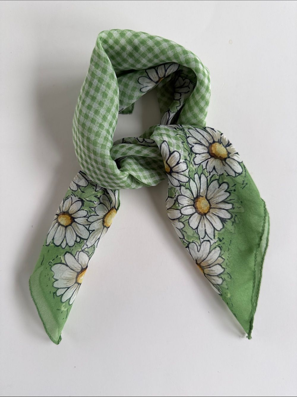 SMALL SQUARE DAISY GINGHAM SHEER SCARF GREEN YELLOW WHITE BANDANA 17" BY 17"